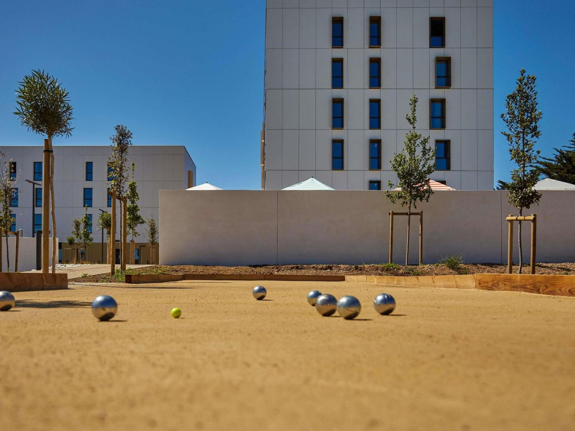 Ibis Budget Montpellier Aeroport Parc Des Expos Mauguio Exterior photo